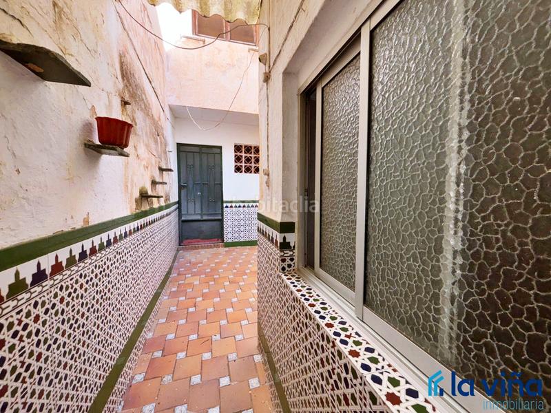 Foto 19b7d3f4-ac29-400a-a20e-644b554a3bef. Casa aparellada a Archidona