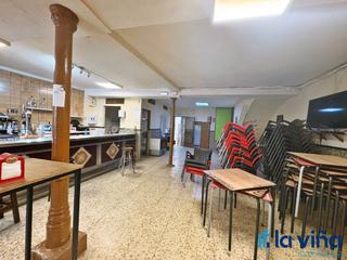 Casa aparellada a Palenciana. Ref.030625942 se vende local comercial con piso+bar con piso en