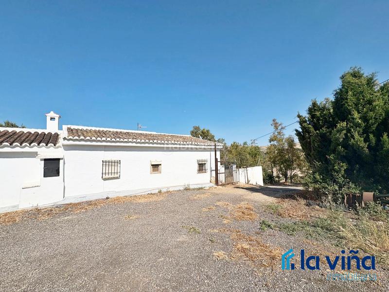 Foto ded719d8-c1c4-4e63-976f-a6e79f425623. Finca rústica a Cueva de Menga Antequera