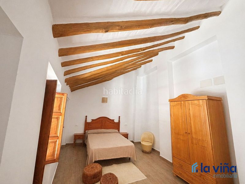 Foto 6671a3bd-e7dc-410e-bb89-897a98f3ed10. Casa amb xemeneia piscina a Cuevas Bajas
