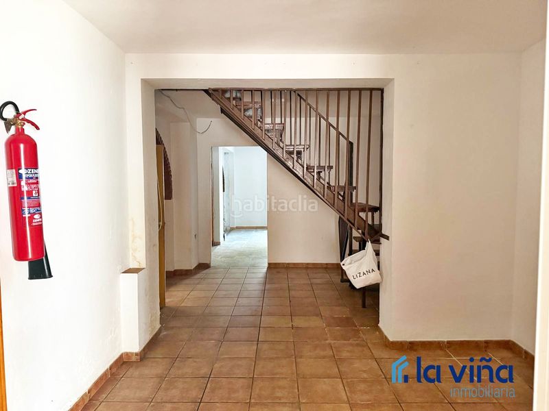 Foto e0f304cc-fe88-4a7d-a7a5-34bf03e235bf. Casa amb aparcament a Loja