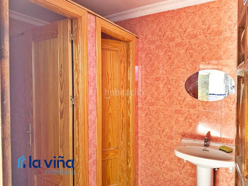 Foto e4035025-be85-46c8-9a60-36a1f1254bcf. Casa amb aparcament a Loja