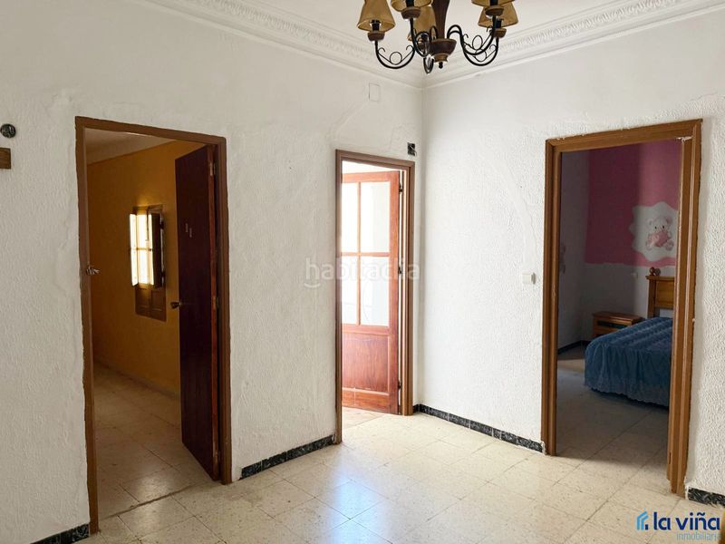 Foto 8087d93f-7723-44db-91cc-fa51460df053. Casa aparellada amb calefacció aparcament a Casariche