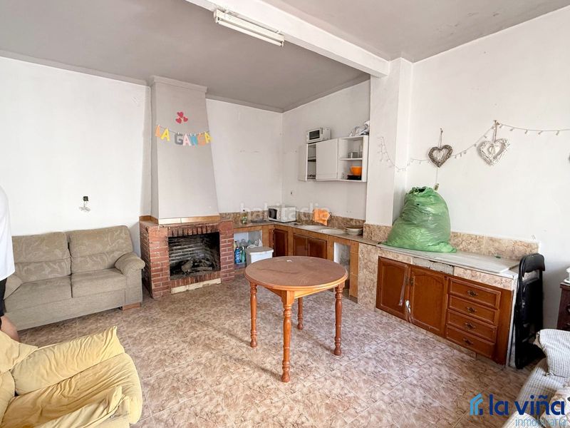 Foto b795bbce-8c37-48e0-bfd9-3c9187f7f144. Casa aparellada amb calefacció aparcament a Casariche