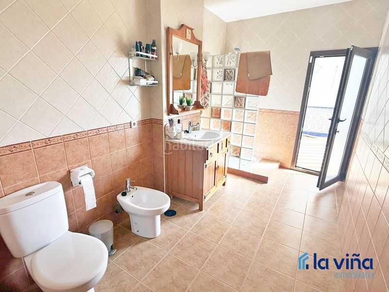 Foto 5c7b3b76-d418-4f92-bfeb-182567e5c4e6. Casa a Alameda