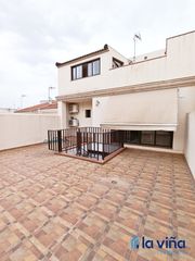 Chalet in Mollina. Ref:300626097 se vende casa de dos plantas en mollina (málaga).