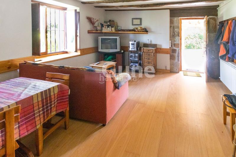Foto bc26ae82-3c22-42b0-974b-97c917868c3d. Casa caserio en venta. en Urretxu