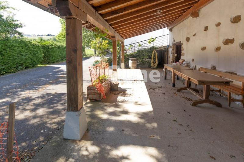 Foto e4c23906-48d0-4d6b-9edb-75f21d7cdc33. Casa caserio en venta. en Urretxu