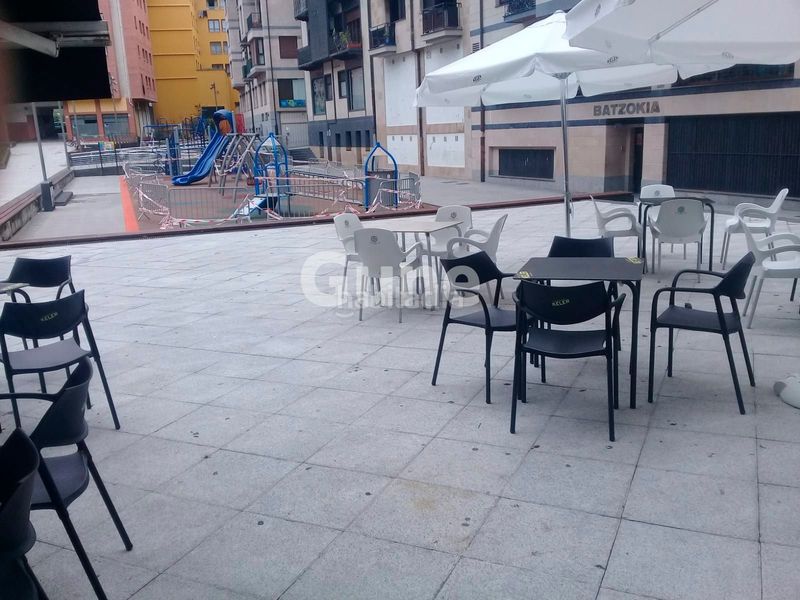 Foto f50eb97f-7cb4-4c60-a55e-6a416d9f2afb. Local comercial a Beasain