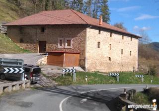Casa  Zatizaaldea. Caserio en venta. zegama