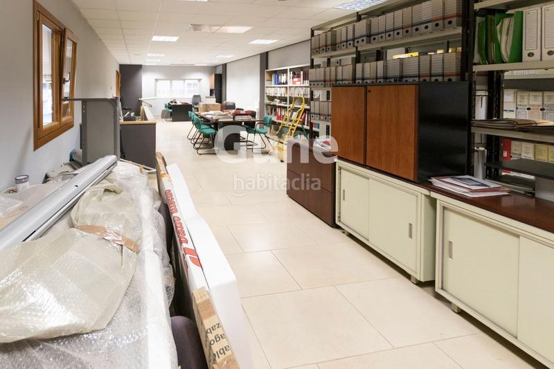 Foto 942c8e10-82d7-4856-a378-ba8c35041830. Bâtiment à usage industriel dans Lazkao