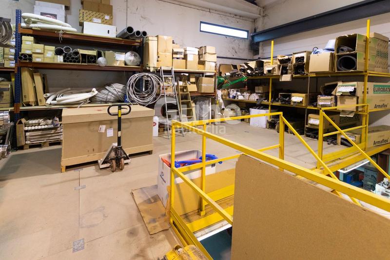 Foto fd2333b1-7fdc-47c7-87ac-a229f8c72326. Bâtiment à usage industriel dans Lazkao