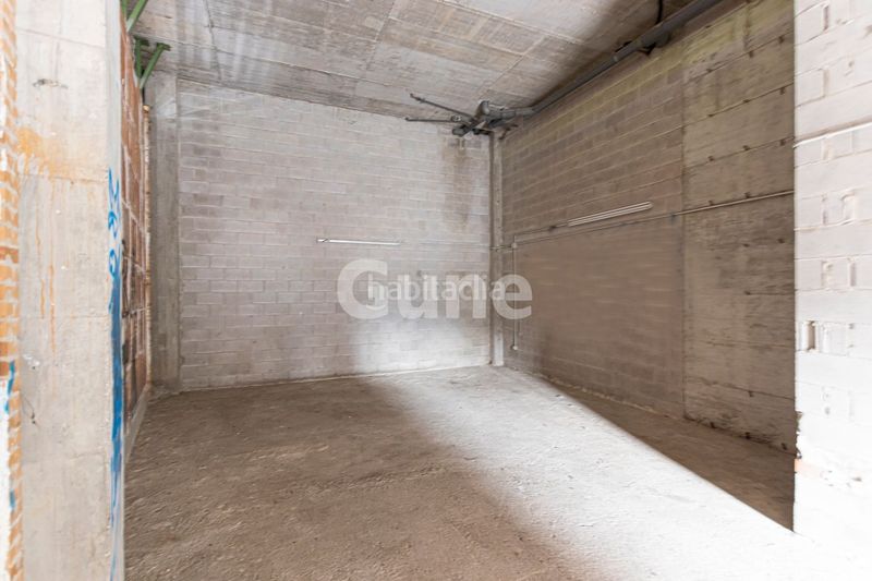 Foto d3843aa6-0a42-41b2-b128-c2e8f5379bd2. Local comercial a Beasain