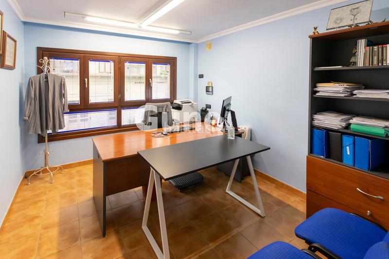 Foto 2c1b873b-cf14-47e2-bf29-d5b479fd2afd. Oficina  en venta en Urretxu