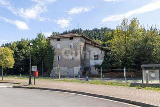 Casa  Santa lutzi herrigunea. Edificio en venta en ezkioitsaso