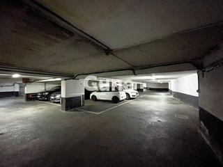 Aparcament cotxe  Nafarroa etorbidea. Raya de garaje en venta. beasain