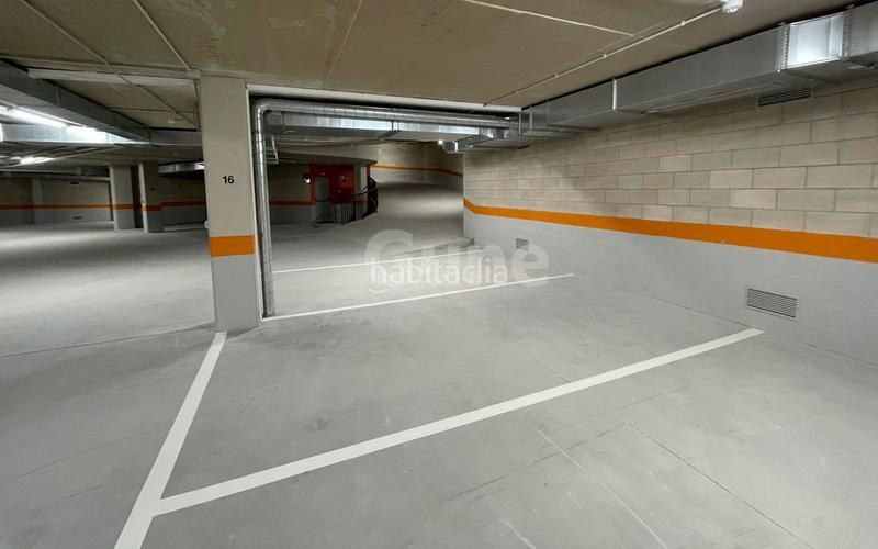 Foto 08d8e58c-99c1-4c67-bbc1-d82f985d9dc4. Miete autoparkplatz in Beasain
