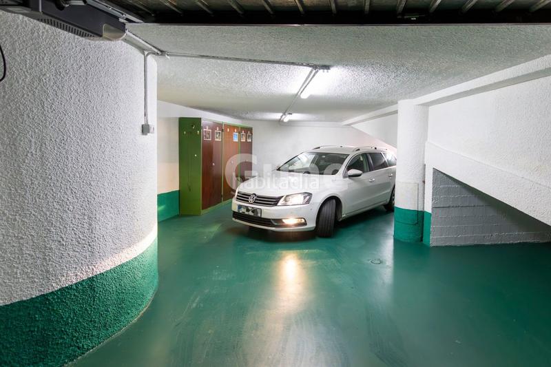 Foto e95a51d5-e3df-4d05-ac89-df2dd9b7b041. Car parking in Beasain