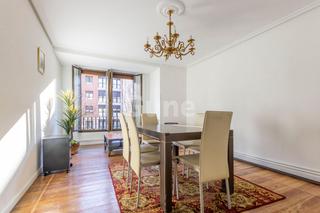 Pis  Avenida navarra. Piso en venta en beasain