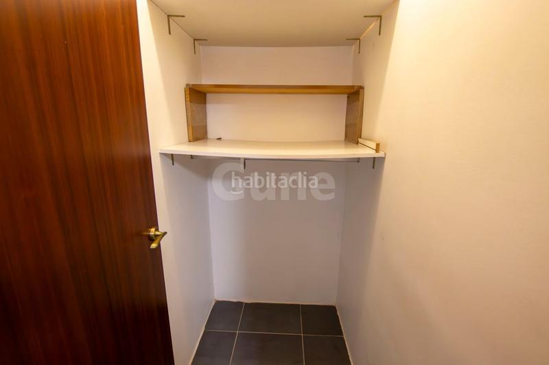 Foto e8546608-9e75-475b-91e4-6452bd80af14. Piso  en venta centro. en Urretxu