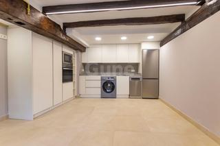 Pis  Lardizabal. Piso reformado en venta. segura