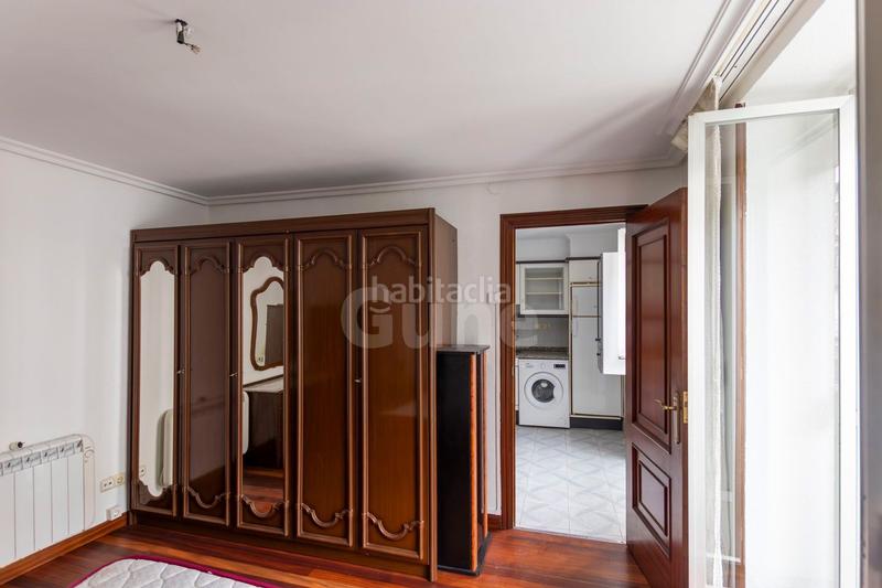 Foto 586a31d1-55e8-4394-a5ed-3d2d757d2e44. Piso  en venta en Beasain