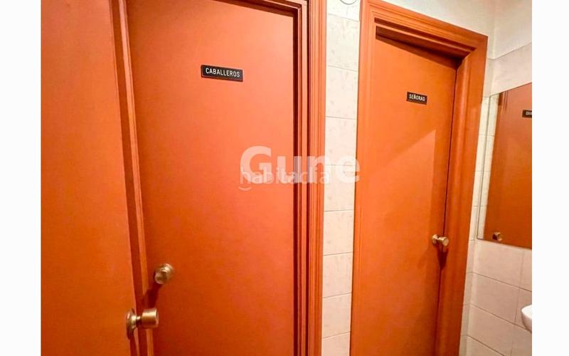 Foto 1d6c0c2b-f395-4dca-af1e-e2a1afd83550. Local comercial a Beasain