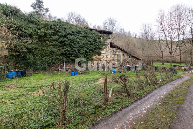 Foto a403158e-0c82-48e8-82d3-7c702df66dfb. House in Zumarraga