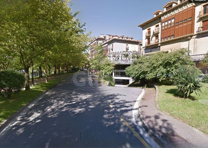 Foto 5f89f2de-b36e-448e-933a-f4adac0abe3c. Aparcament cotxe a Urretxu