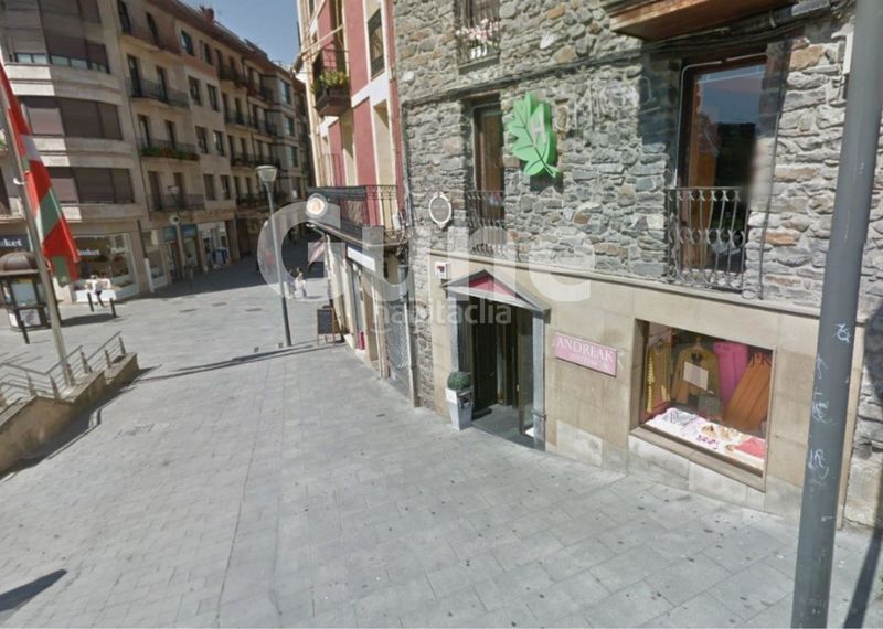 Foto 445c31ce-c6f4-4940-a74d-b6b679fa7519. Local comercial a Beasain