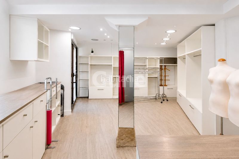 Foto f2bbd9e6-b4e8-419f-a173-9bf4dfb0755d. Local comercial a Beasain