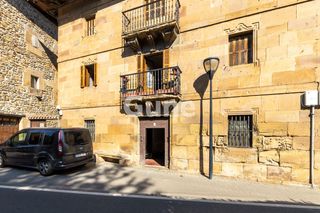 Etagenwohnung  Etxeraia. Vivienda en venta. zegama