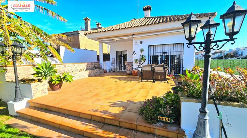 Foto 0b27aeef-4bf7-4ebd-a50a-c400ee88b520. Maison avec parking piscine dans La Laguna Chipiona