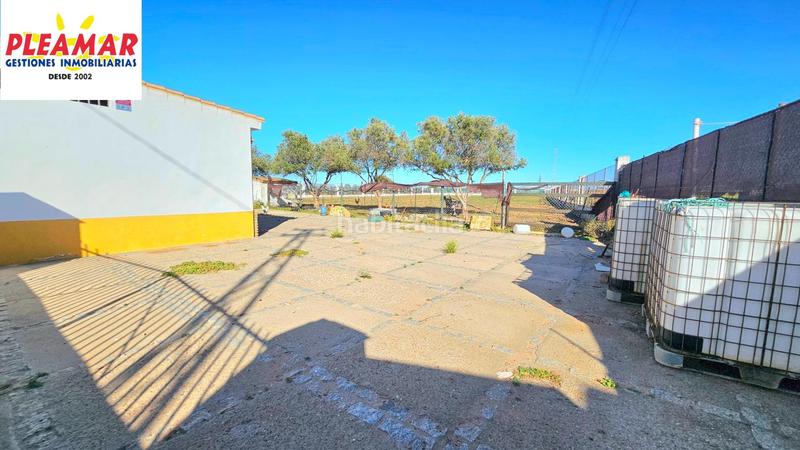 Foto ca0192e4-6ee8-42bf-8024-36fe81f8ce35. House in Chipiona norte Chipiona