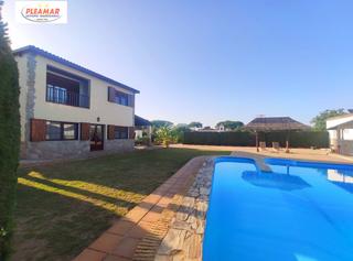 Masia en Las Tres Piedras - Costa Ballena. Finca rstica en chipiona   casa de 4 dormitorios    zona pinar