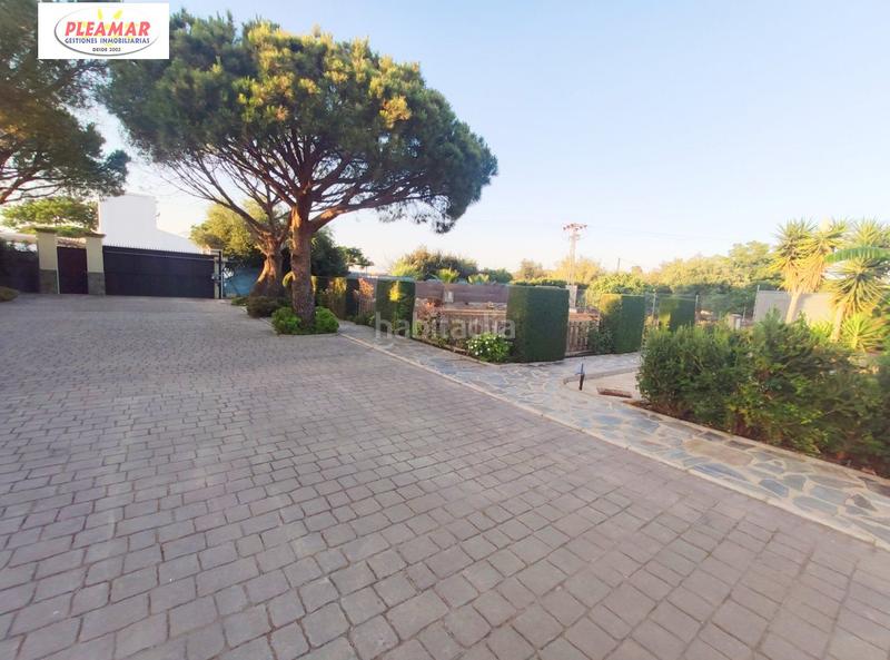 Foto d98a5fc9-ee08-42fa-9c2f-68fa1c2ca923. Masia amb aparcament piscina a Las Tres Piedras - Costa Ballena Chipiona