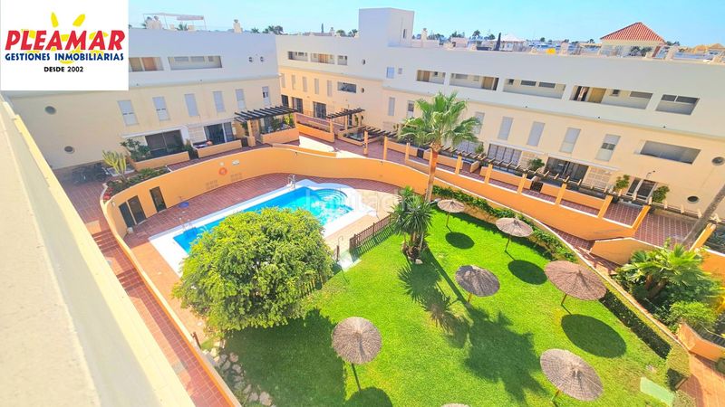 Foto a0db2f88-53b2-4ee3-bfaa-2fa808573ae2. Àtic amb aparcament piscina a Las Tres Piedras - Costa Ballena Chipiona