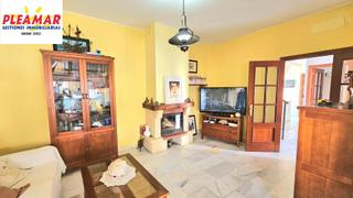 Xalet a Puerto Deportivo. Chalet independiente de 6 dormitorios    zona puerto deportivo