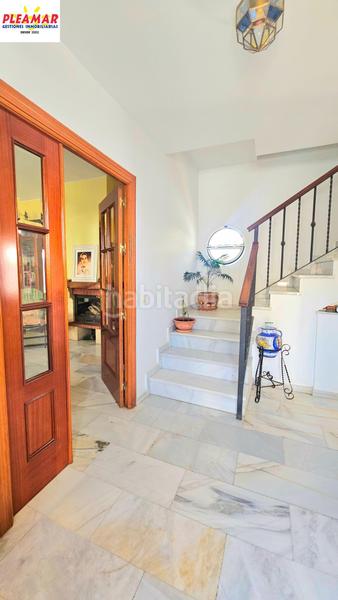 Foto ebd03eb9-aee8-432a-8038-16a10526f25e. Chalet con parcheggio in Puerto Deportivo Chipiona