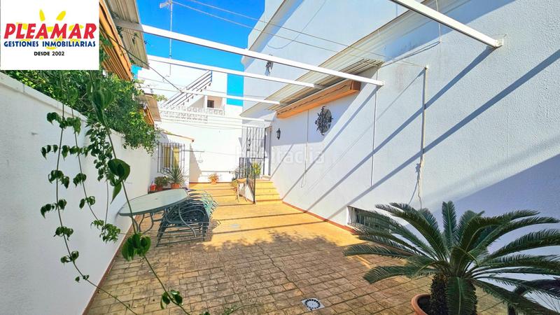 Foto ecbd05ff-9e9f-48c9-9c8f-b01828b68738. Chalet con parcheggio in Puerto Deportivo Chipiona