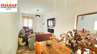Casa a Playa Cruz del Mar. Casa independiente de 4 dormitorios de obra nueva  zona centropl