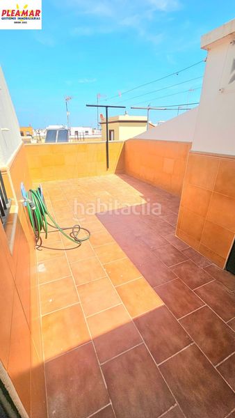 Foto 8125aff6-387c-4114-b2f0-e149e616e722. Casa duplex 4 dormitorios zona av. de rota en Avenida de Rota Chipiona