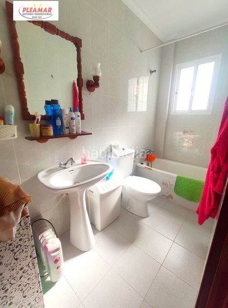 Foto 93a300fb-9260-495c-ba66-57e8a84e2514. Duplex avec parking dans Centro Chipiona