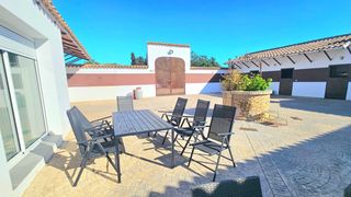 Mas à Las Tres Piedras - Costa Ballena. Picadero de caballo con vivienda y piscina