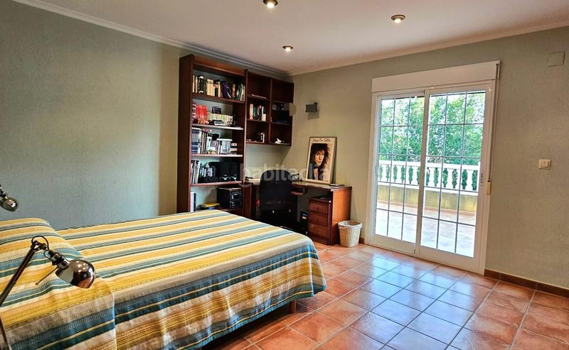 Foto 8cfa2ae6-8bf5-42fd-85b7-1a99883e67c3. Chalet avec chauffage piscine dans Crevillente