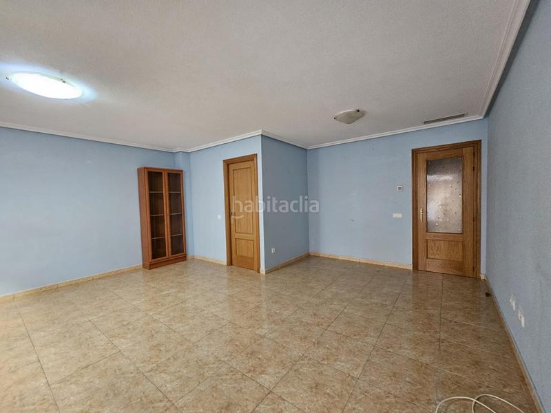 Foto b288a47d-1242-420e-9f42-72db0b565a17. Affitto piano terra con parcheggio in Carrús Este Elche / Elx