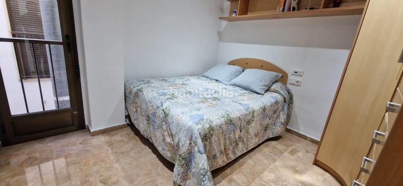 Foto b46846f4-727c-41a0-a3ef-a5f41456a330. Alquiler piso se vende estupendo piso en el Centro de elche en Elche / Elx