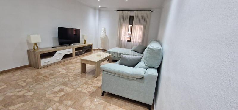 Foto c4f9dfb1-d32b-4fcf-9c6e-5d5f84a07918. Alquiler piso se vende estupendo piso en el Centro de elche en Elche / Elx