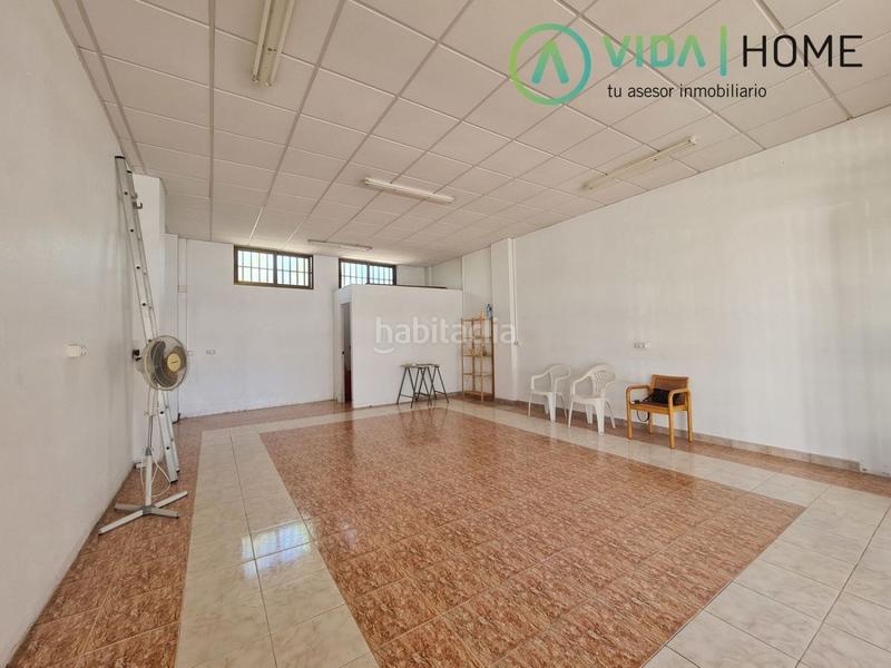 Foto 200f4c41-11ff-4b19-bfec-7692b7bbf6a1. Local commercial dans Playa de Gandía Gandia