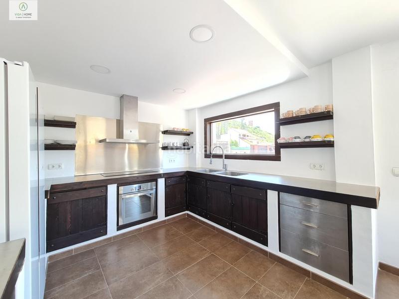 Foto c072e1d1-4d92-4f12-92b7-609d11e29392. Lloguer casa amb piscina a Urbanizaciones Gandia